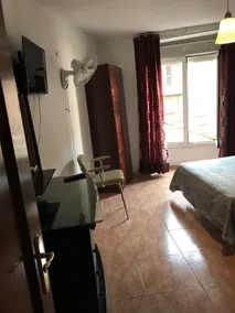 Hostal Becerrea - Image 2