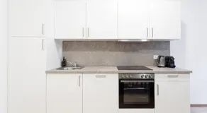 Luxury City Center Suite - Image 5