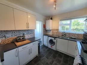Amazing 3 Bedroom House with Garden in Blyth - Image 3