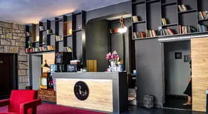 R34 Boutique Guest House - Image 4
