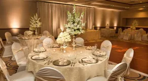 DoubleTree by Hilton Dayton Fairborn - Image 3
