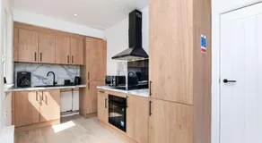 Free Parking & WiFi Near St Andrews Leven Beach - Image 4