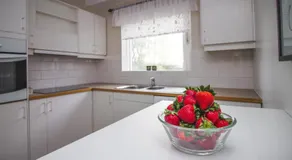 Apartment 19 - Image 3