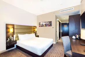 Premier Inn Dubai Al Jaddaf - An Emirates Group Company - Image 2