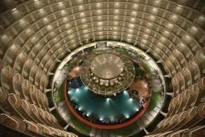 Lavish 2 bedroom serviced apartment - Image 4