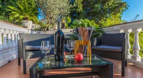 Rubin Kitchen&Wine Rooms - Image 4