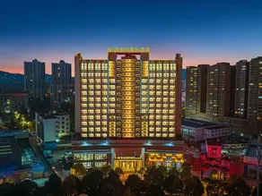Vienna International Hotel (Qujing South Gate Square Yulong Store）) - Image 5
