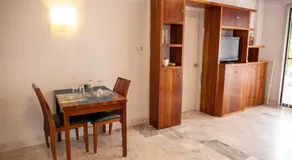 Seaview Hills Luxury Apartments & Rooms - Image 3