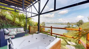 Bliss Sanctuary Vista - Glamping and Club - Image 4