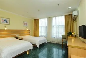 Home Inn Neo Leshan Central Food Street - Image 3