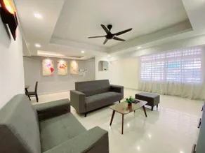 Modern Stylish Double Storey 5Room 9Pax @Icon city - Image 3