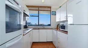 St Tropez Unit 39 - Image 5