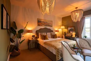 Cotswold Gateway Hotel - Image 4
