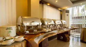 Hotel Yankin - Image 5