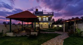 Tropicana Twins5BHK Villa With CourtyardJacuzzi - Image 4