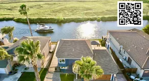 Stunning Waterfront 3BR Retreat - Perfect Getaway - Image 5