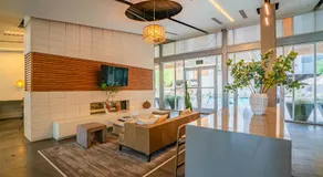 Lovely 1BD - Central Downtown - Gym, Pool, Parking - Image 4