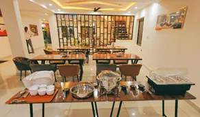 Hotel CHINTPURNI JMC - Image 3
