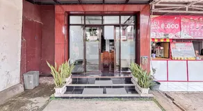 RedDoorz near Alun Alun Subang 2 - Image 3
