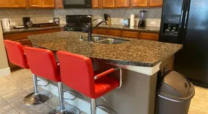Spacious 4 Bed & 2 Bath Home in the Woodlands, TX - Image 5