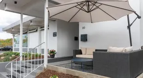 Hotel Clement - Bed & Breakfast - Image 3