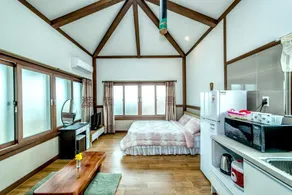 Jeju Myung House - Image 2