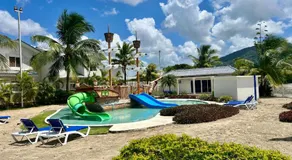 Casa de Playa en Playa Dorada con Bay Club y Piscinas - Image 5