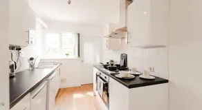 Lovely Room in Doncaster Shared House With Kitchen - Image 5