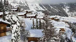 Chalet with stunning views, ideally located, deer nearby, ideal for families, not suitable for groups - Image 4