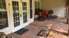 Whispering Oak Mansion - Image 5