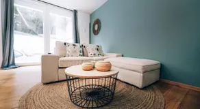 Cozy Central Studio with Private Terrace - Image 2