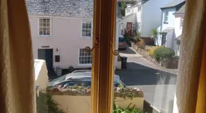 Dolphin Cottage 50m from Shaldon Beach! - Image 3