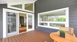 Van Laanen Lake House Scenic Green Bay Escape with Luxury & Bay Views - Image 4