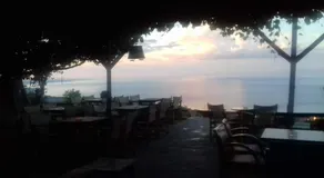 Enastron Guesthouse - Image 2