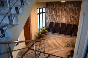 7 Sisters Falls View Inn - Image 5