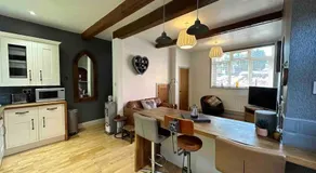 4c Gaia Lane - Image 3