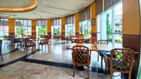 Diamond Plaza Hotel - Image 4