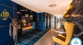 Macarico Beach Hotel - Image 5