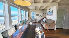 Ocean Front Nye Beach House! Hot Tub! Dog Friendly! - Image 3