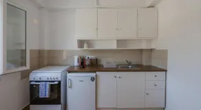 Vine House Apartments - Image 5