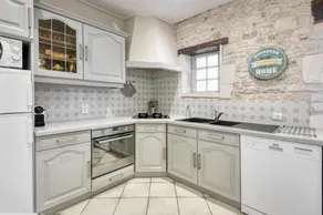 MACÉDOCY Maison de charme au cœur du Village - Image 1