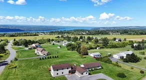 5BR Accessible Lake View Home Near Cornell - Sleeps 9 - Image 5