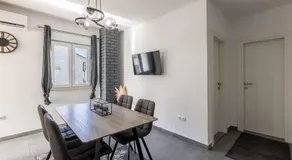 Mala Kate Apartments - Image 3