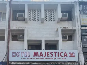 Hotel Majestica 22 - Image 3