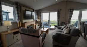 Luxury 3 bedroom Maple View Lodge, Newquay, Cornwall - Image 2