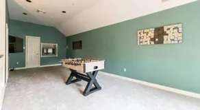 Huge 6 Bedroom with Pool, Spa, 85 Inch TV, Game Room - Image 4