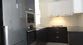 Modern Two Bedroom Sea View Apartment - Image 3