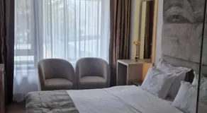 CITY HOTEL & LOUNGE - Image 4