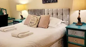 Apartment 2 - Image 2