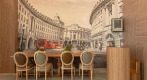 London Hotel - Image 5